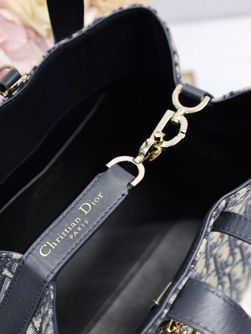Christian Dior Shopping Bags ModernLook 46976