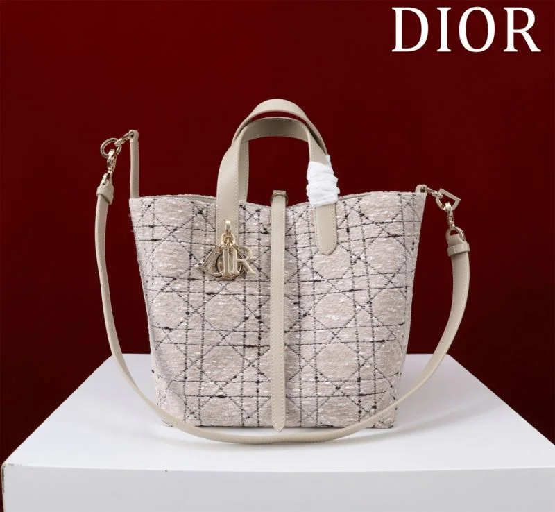 Christian Dior Shopping Bags FashionForward 46939