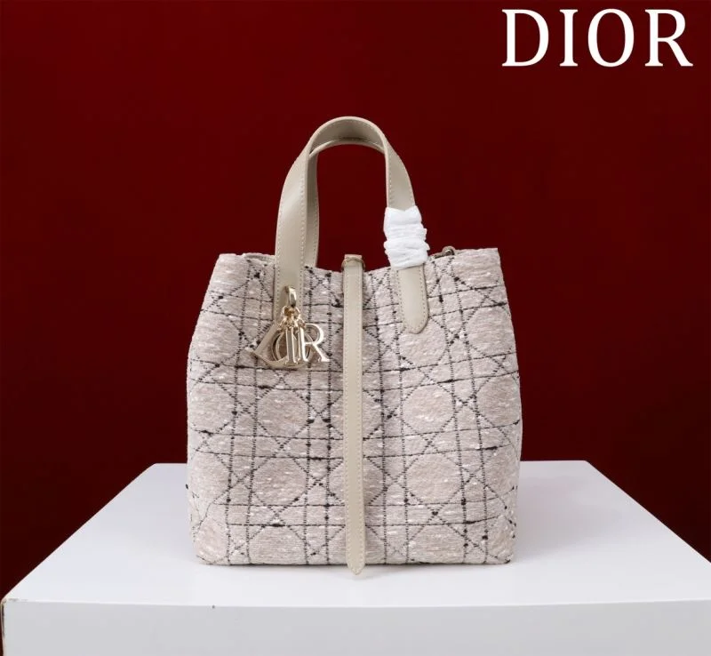 Christian Dior Shopping Bags FashionForward 46939