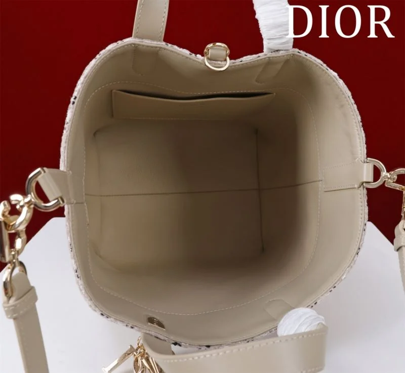 Christian Dior Shopping Bags FashionForward 46939