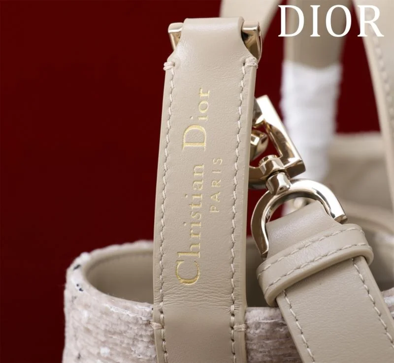 Christian Dior Shopping Bags FashionForward 46939