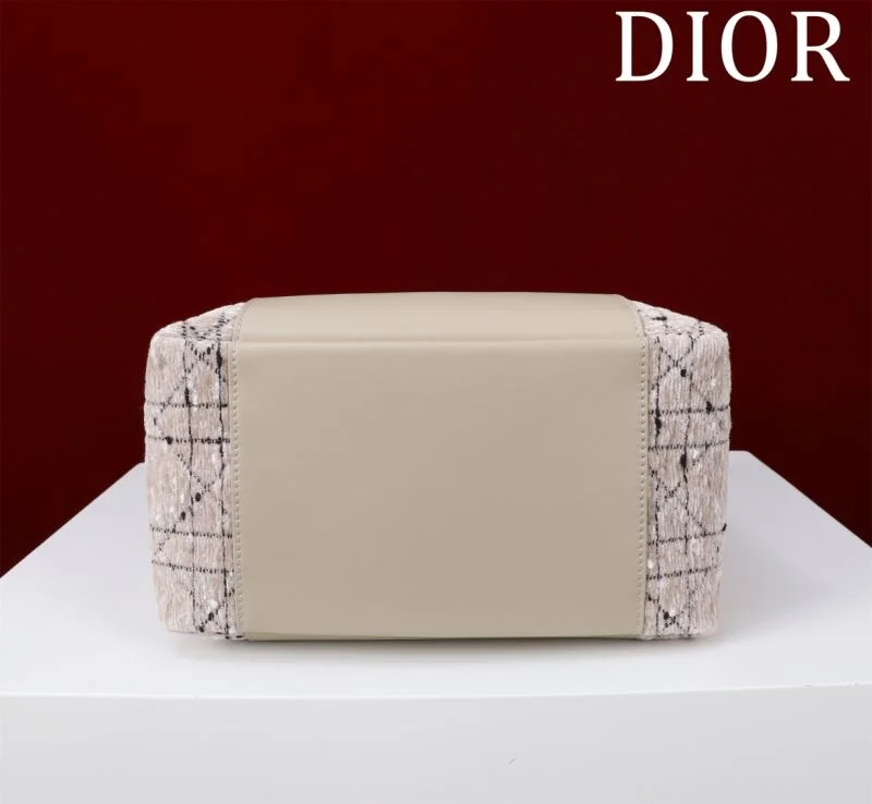 Efficient Christian Dior Shopping Bags 46936