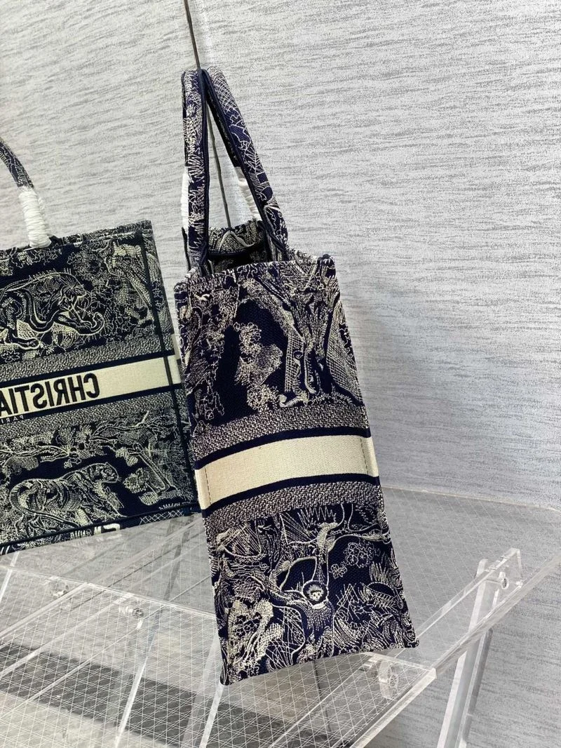 Sustainable Christian Dior Shopping Bags 46929