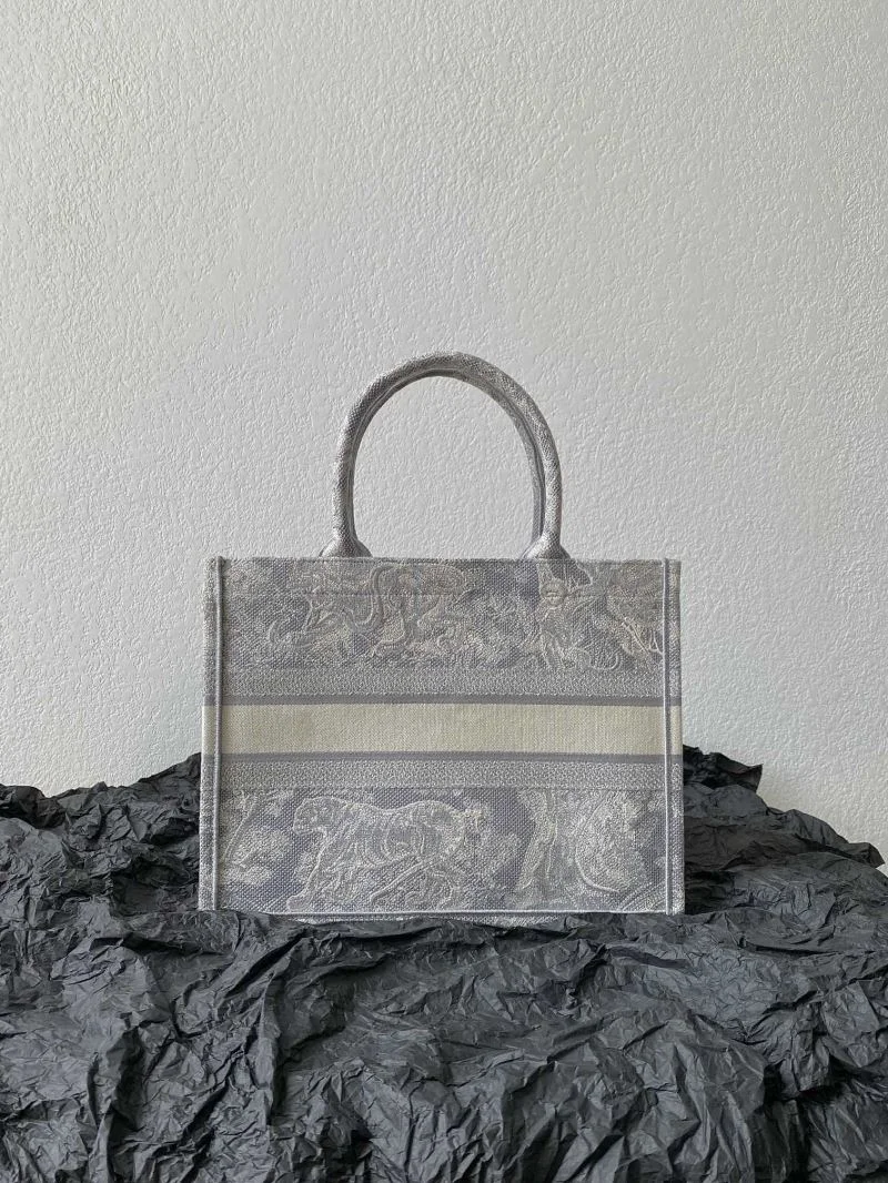 Snug Christian Dior Shopping Bags 46956