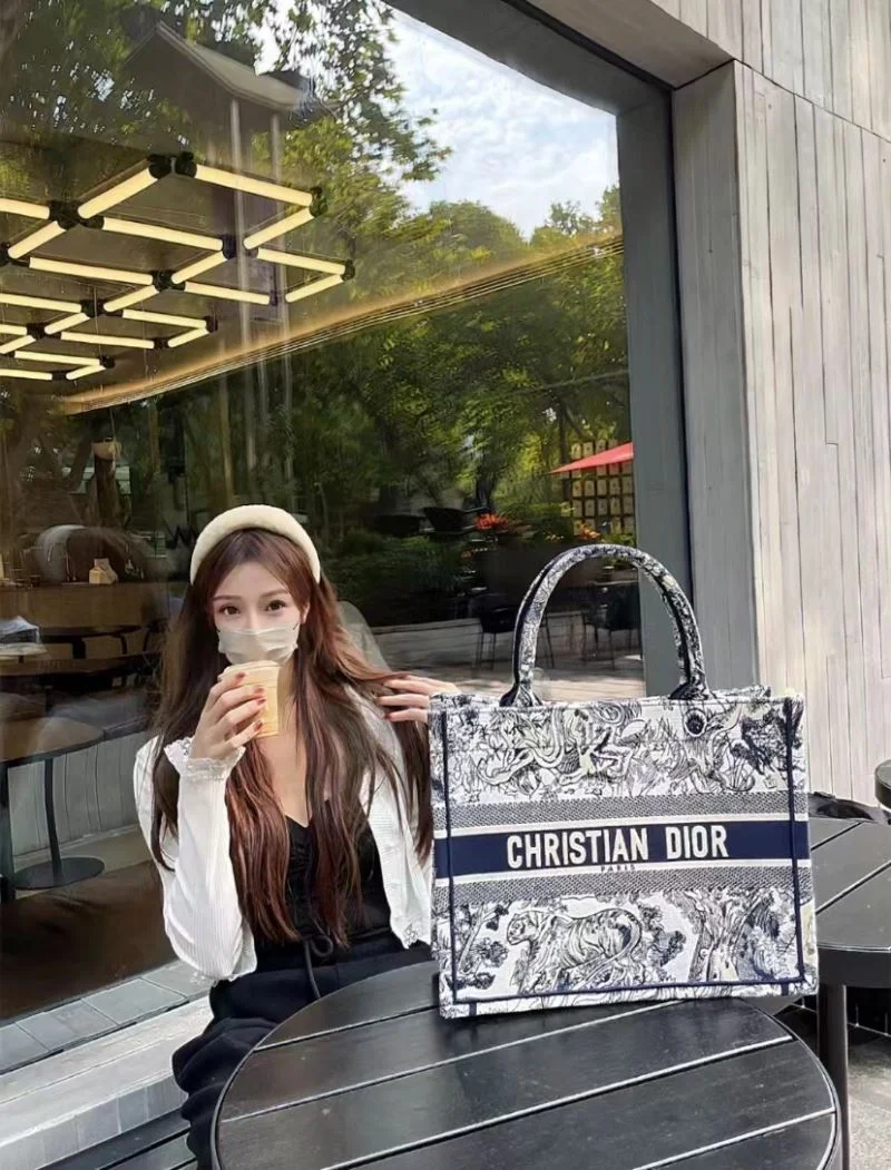 Upgraded Christian Dior Shopping Bags 46915