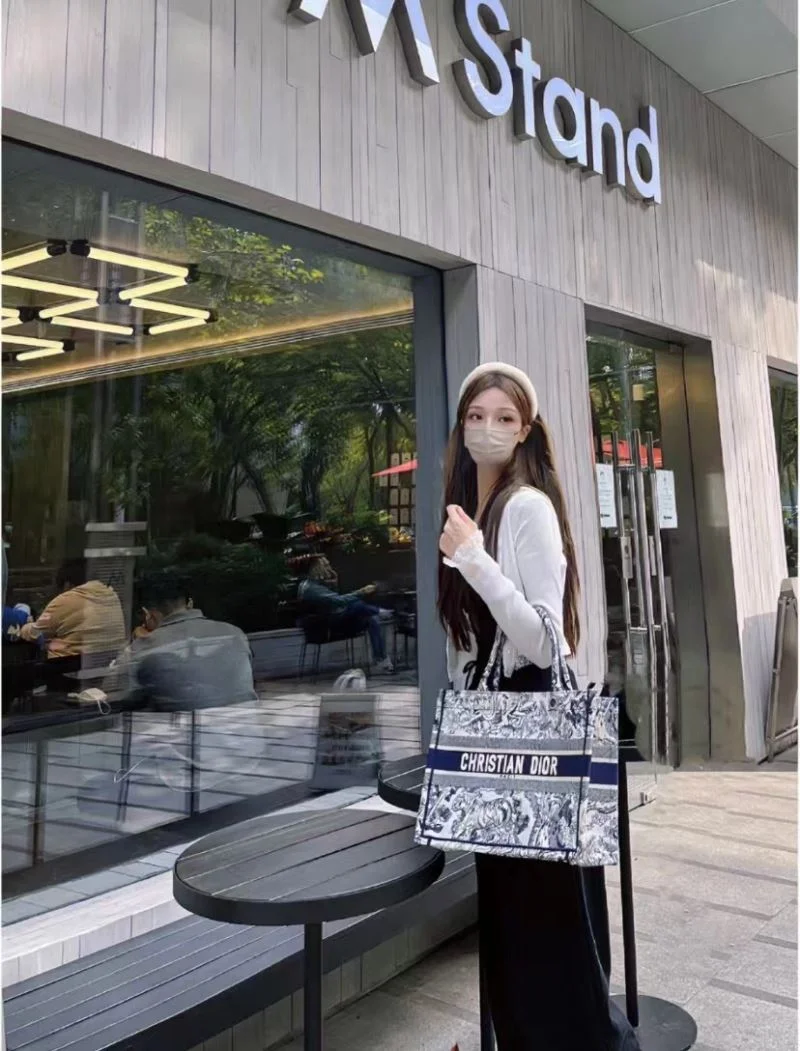 Upgraded Christian Dior Shopping Bags 46915