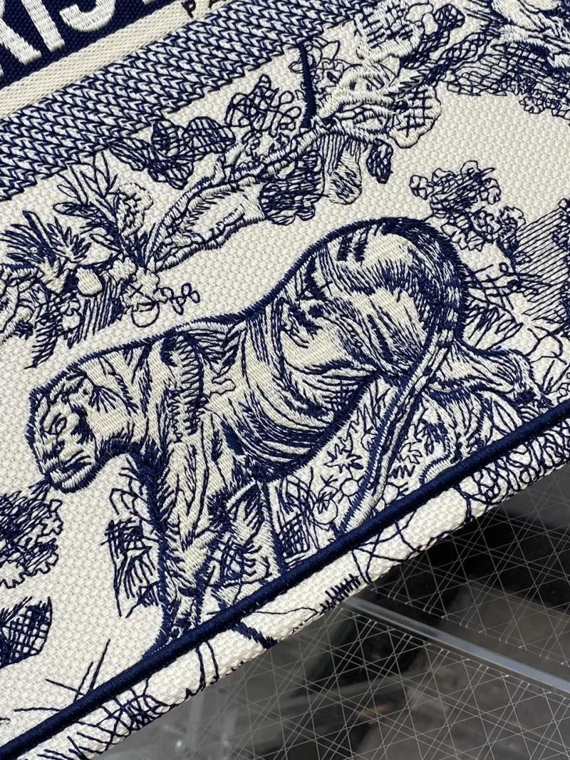 Popular Christian Dior Shopping Bags 46935