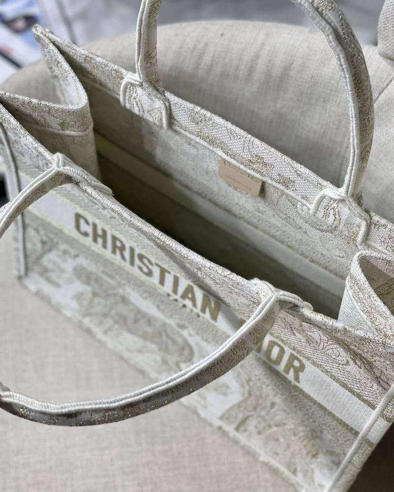 Christian Dior Shopping Bags EyeCatching 46907