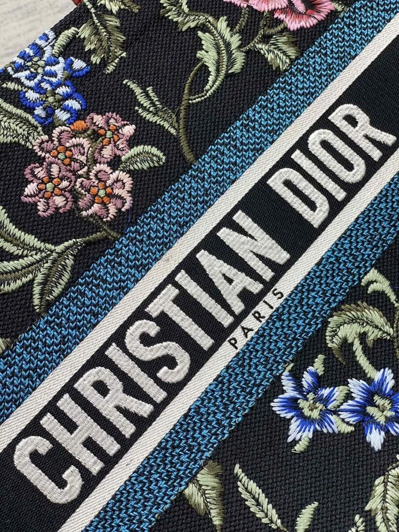 Christian Dior Shopping Bags Youthful 46904
