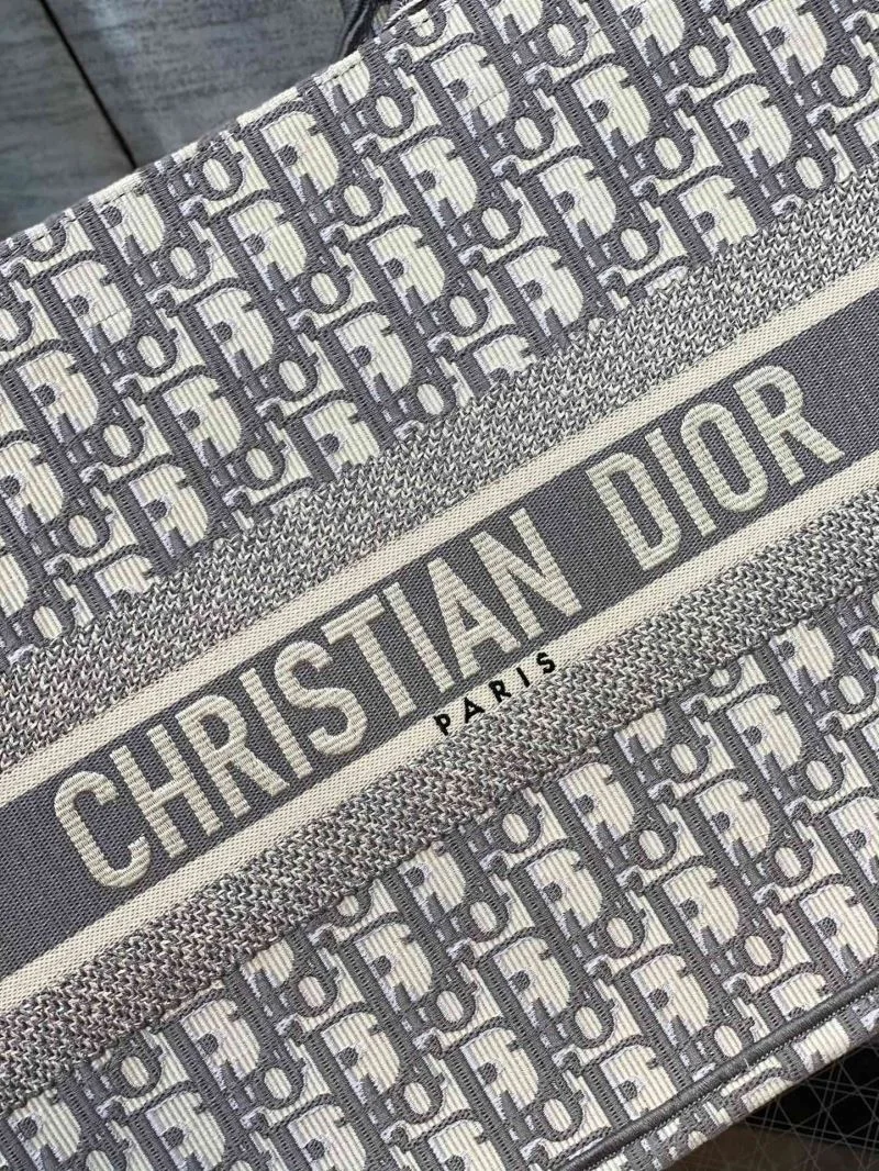 Christian Dior Shopping Bags WrinkleFree 46897