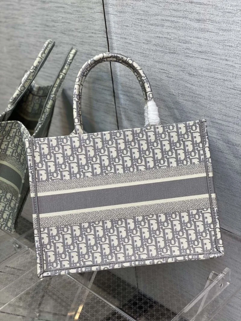 Christian Dior Shopping Bags WrinkleFree 46897