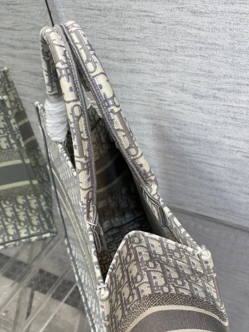 Christian Dior Shopping Bags WrinkleFree 46897