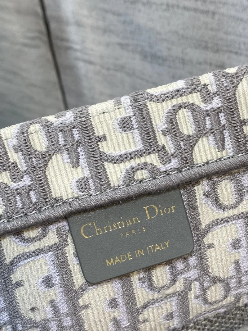 Christian Dior Shopping Bags WrinkleFree 46897
