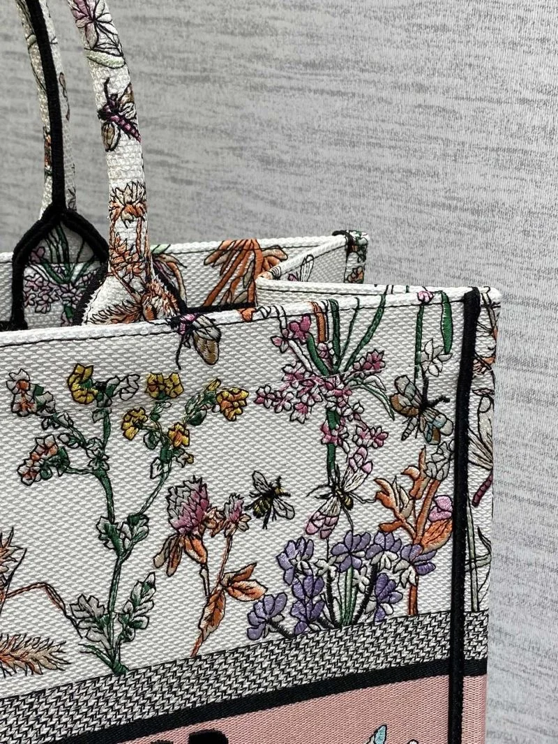 WaterResistant Christian Dior Shopping Bags 46921