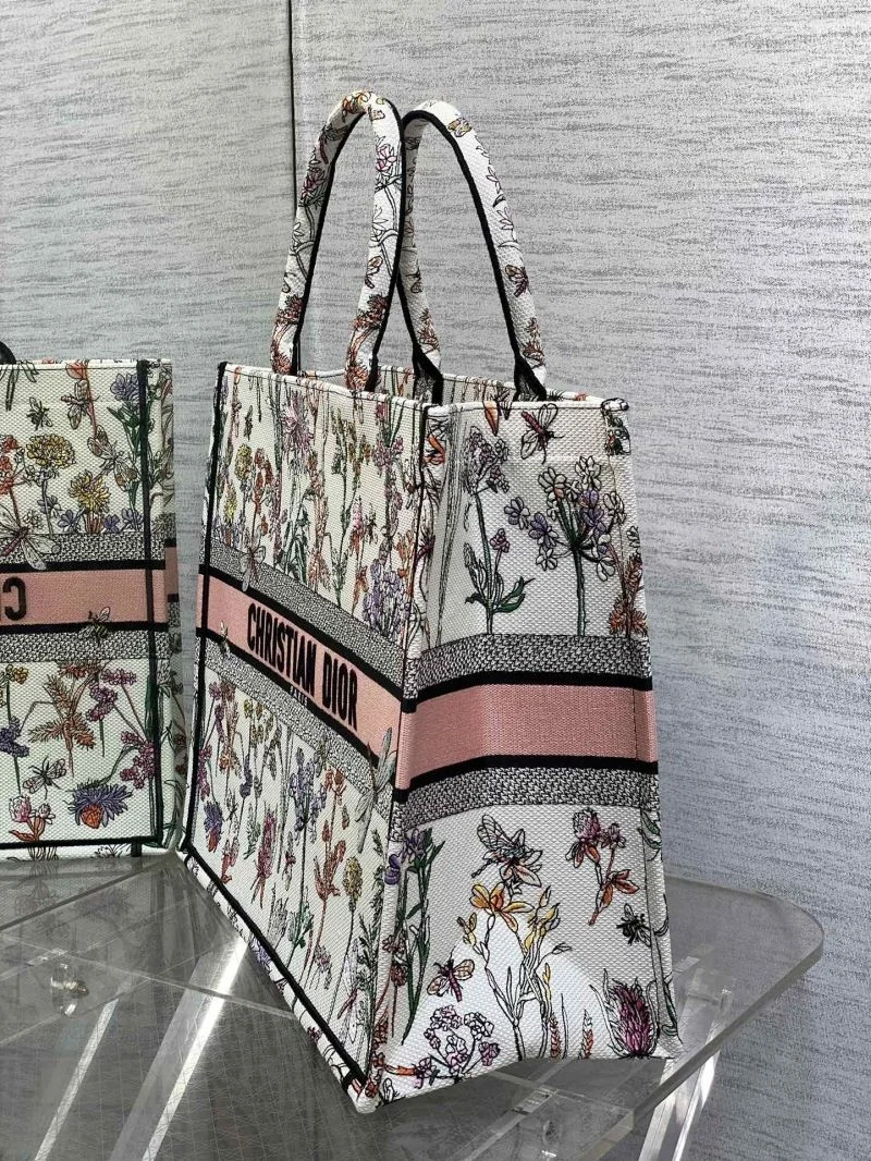 WaterResistant Christian Dior Shopping Bags 46921