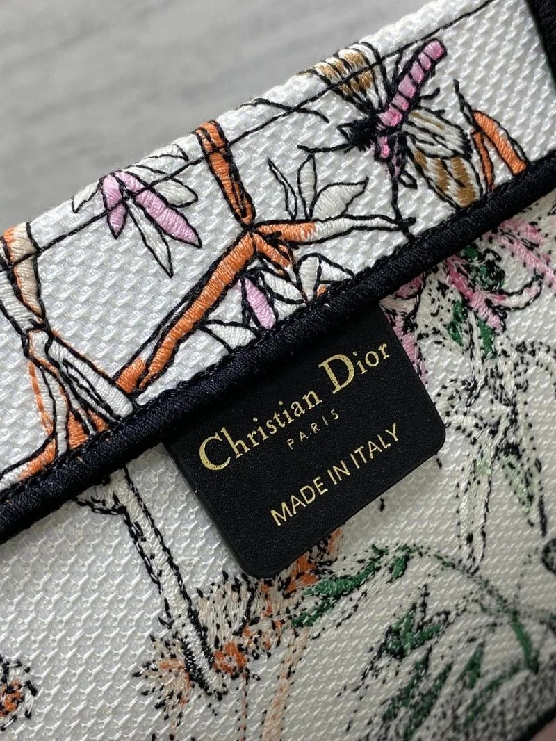 WaterResistant Christian Dior Shopping Bags 46921