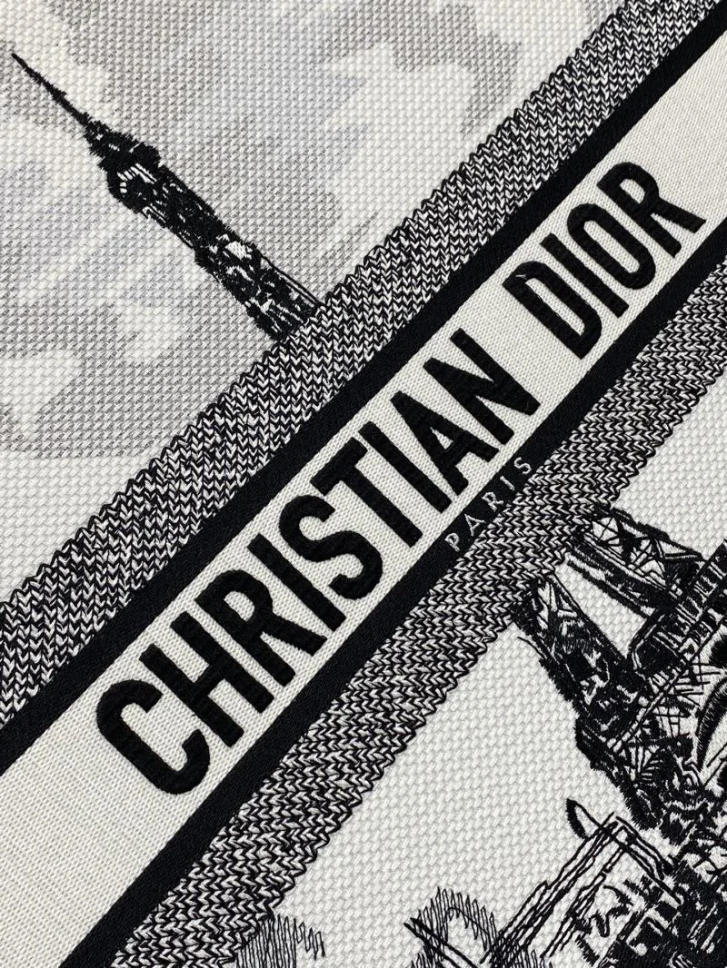 Christian Dior Shopping Bags Vibrant 46887