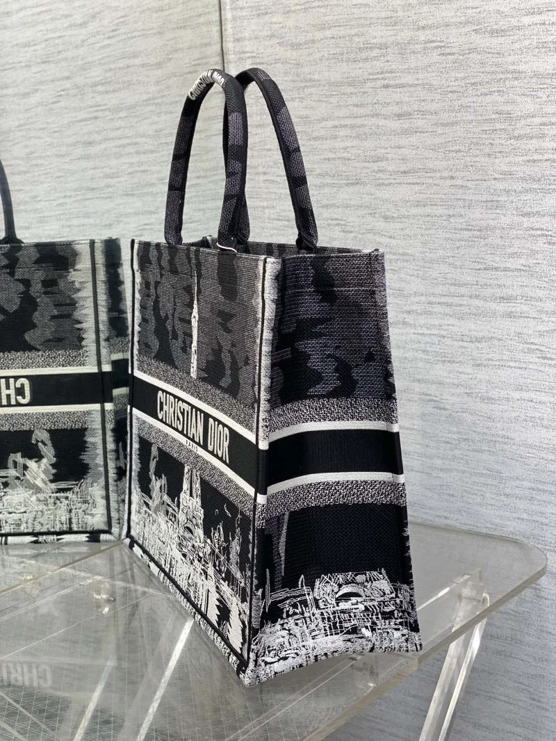 Effortless Christian Dior Shopping Bags 46883