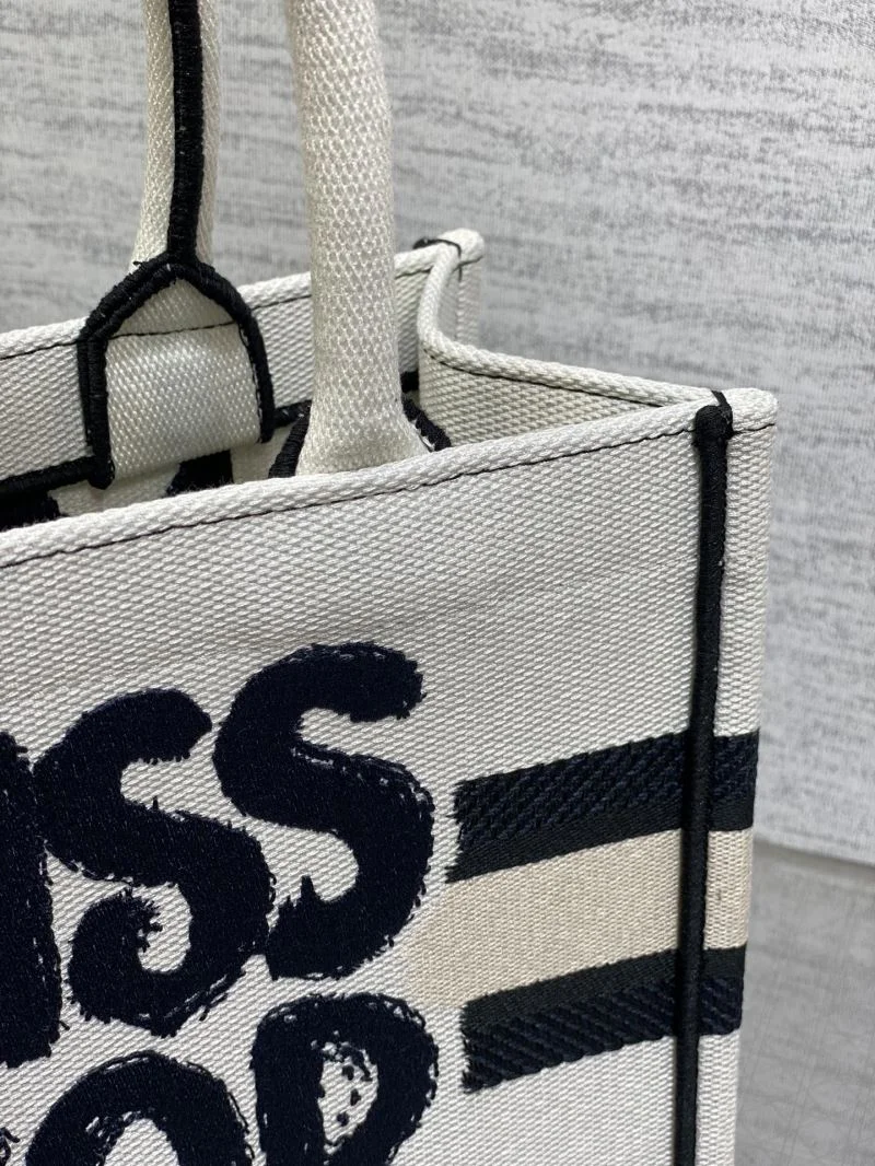 Christian Dior Shopping Bags GoodFit 46875