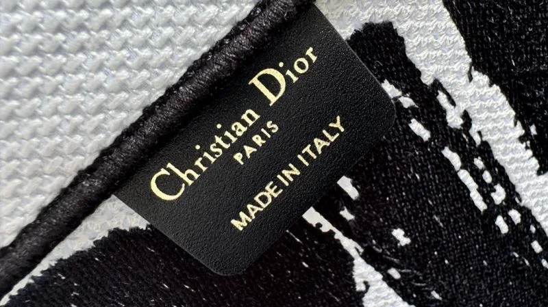 HighQuality Christian Dior Shopping Bags 46871