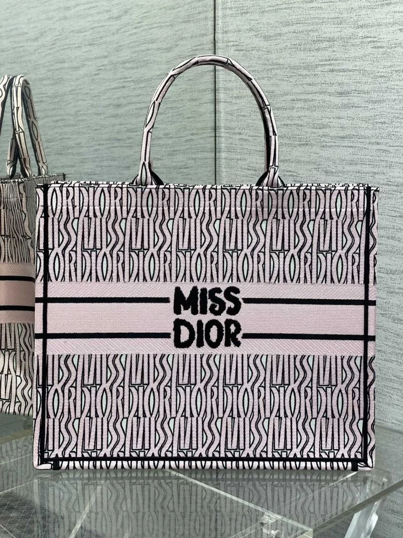 Christian Dior Shopping Bags Unisex 46861