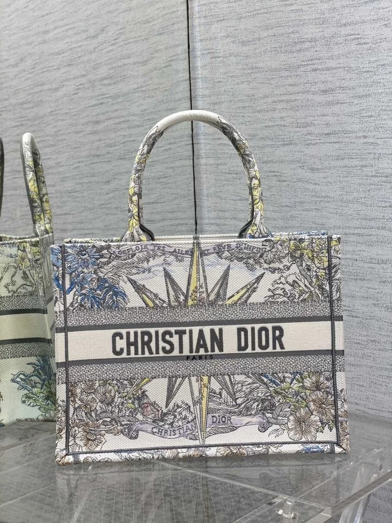 Christian Dior Shopping Bags Unisex 46852