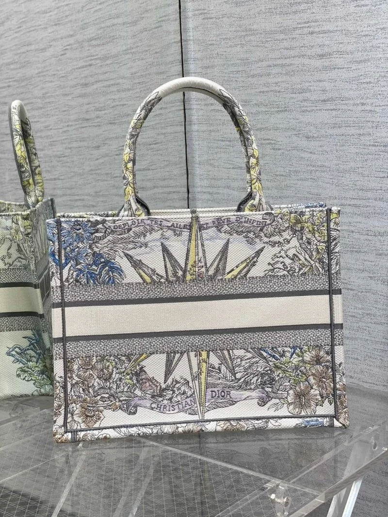 Christian Dior Shopping Bags Unisex 46852