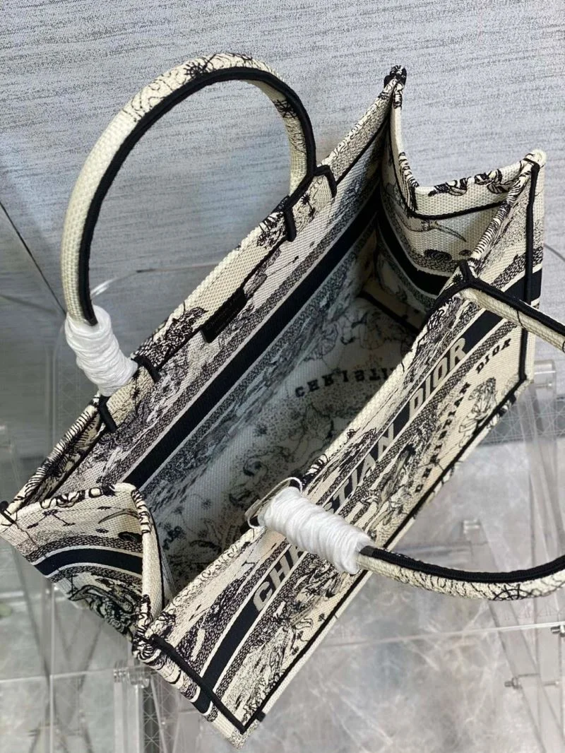 Durable Christian Dior Shopping Bags 46930