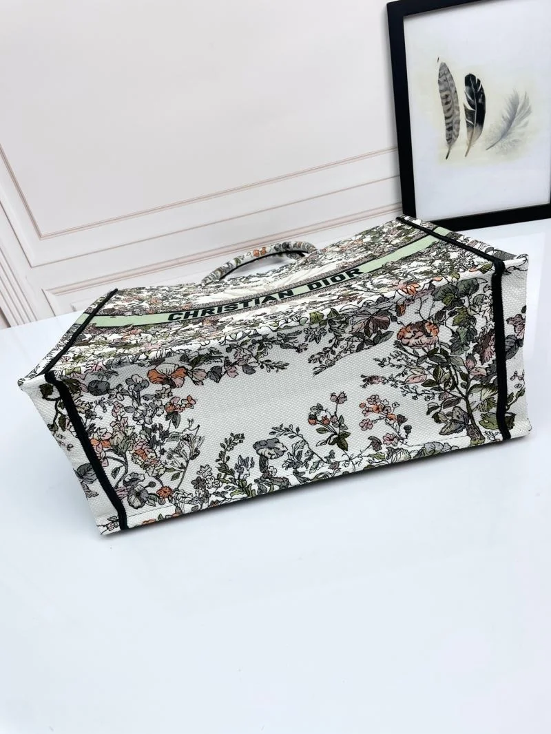 Christian Dior Shopping Bags WrinkleFree 46841