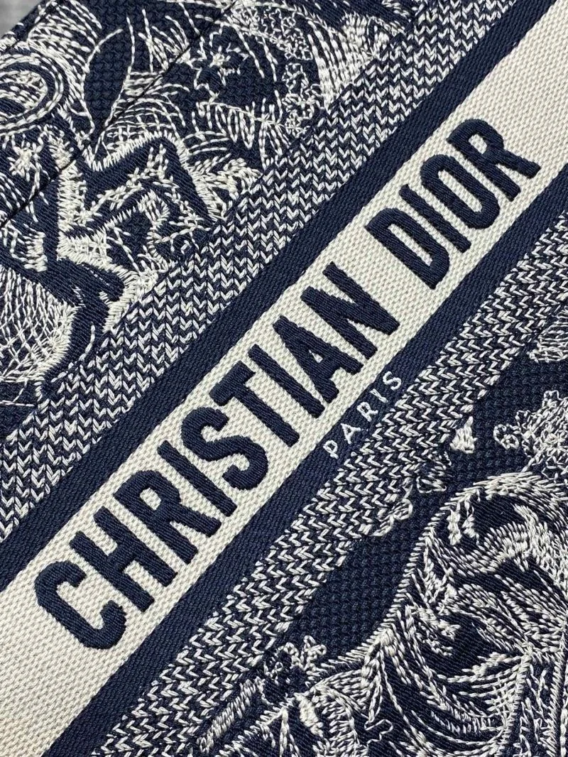 Christian Dior Shopping Bags Attractive 46842