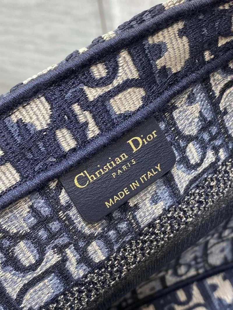 SportInspired Christian Dior Shopping Bags 46839