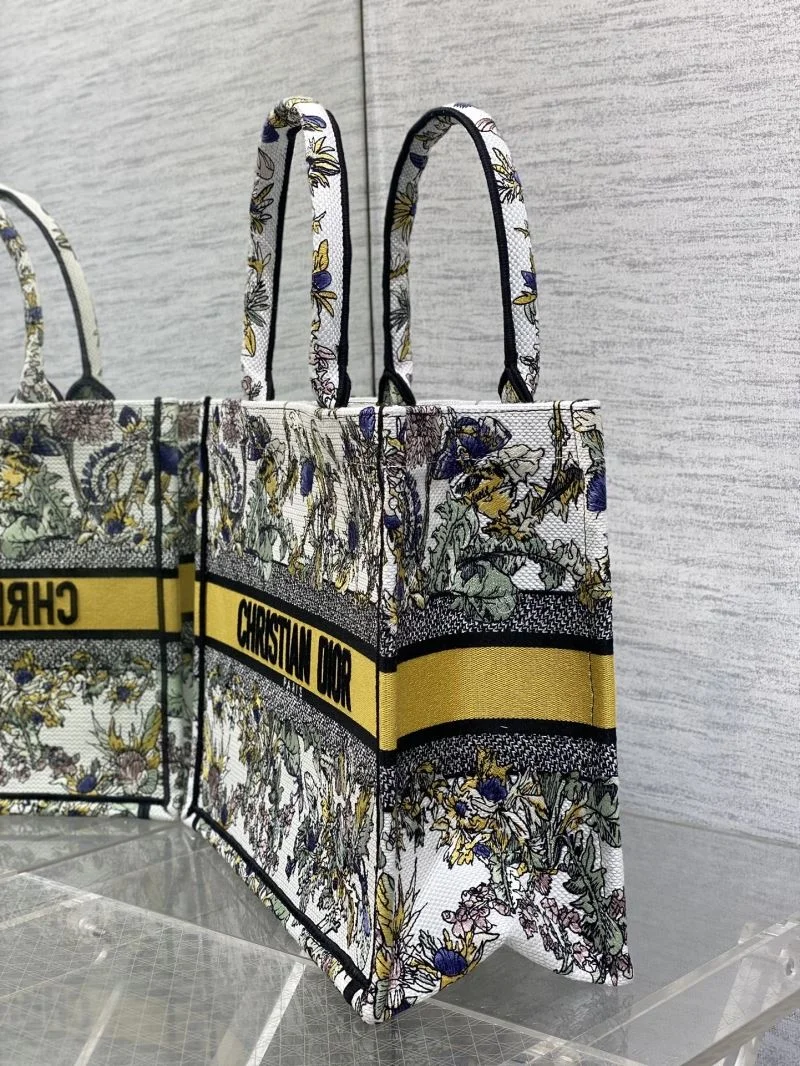 GoodFit Christian Dior Shopping Bags 46834
