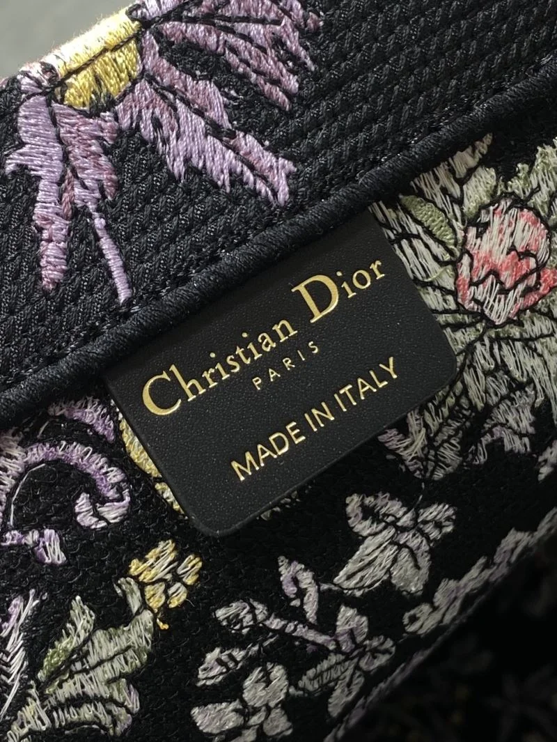 FlexibleFit Christian Dior Shopping Bags 46903