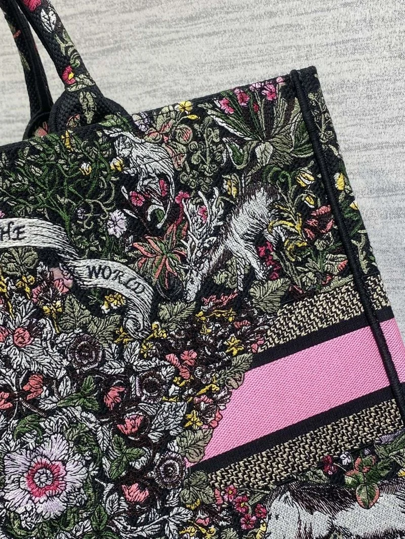 FreshLook Christian Dior Shopping Bags 46833