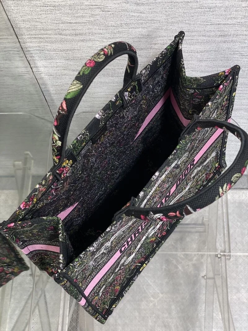 FreshLook Christian Dior Shopping Bags 46833