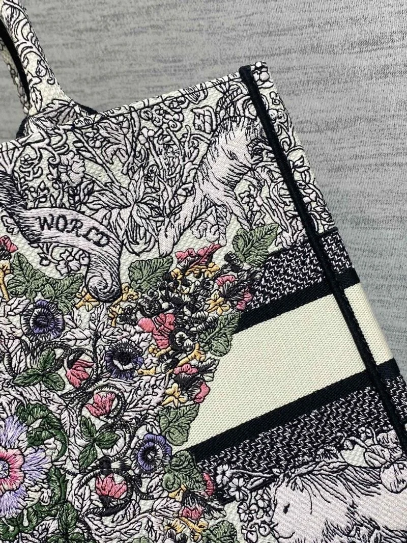 Classic Christian Dior Shopping Bags 46830