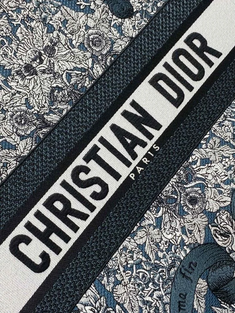 Chic Christian Dior Shopping Bags 46831