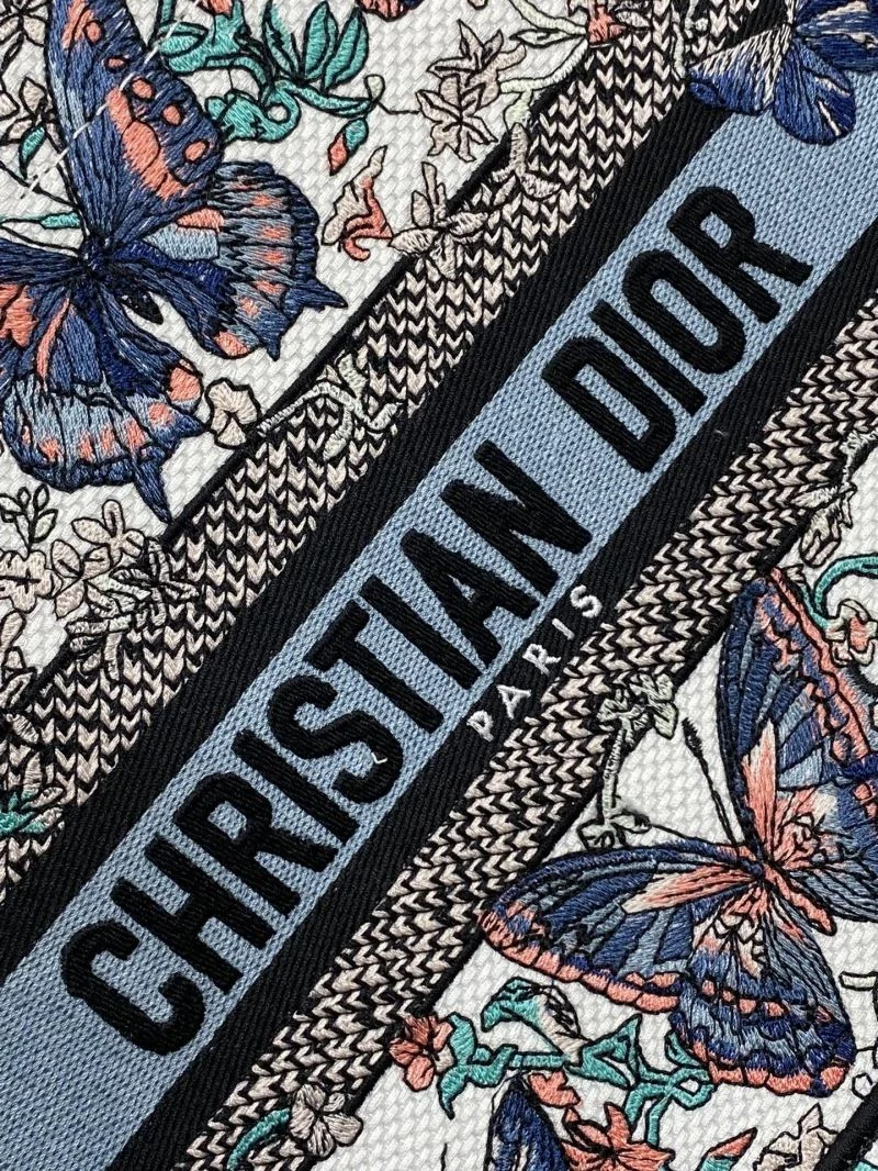 Vibrant Christian Dior Shopping Bags 46826