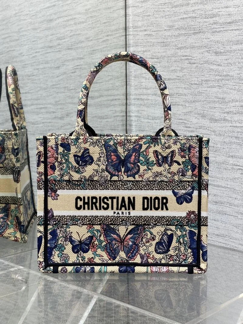 EyeCatching Christian Dior Shopping Bags 46859