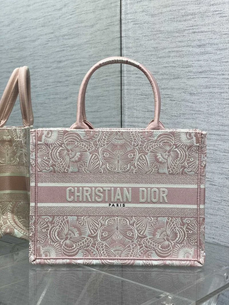 EyeCatching Christian Dior Shopping Bags 46821