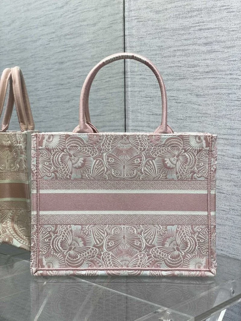 EyeCatching Christian Dior Shopping Bags 46821