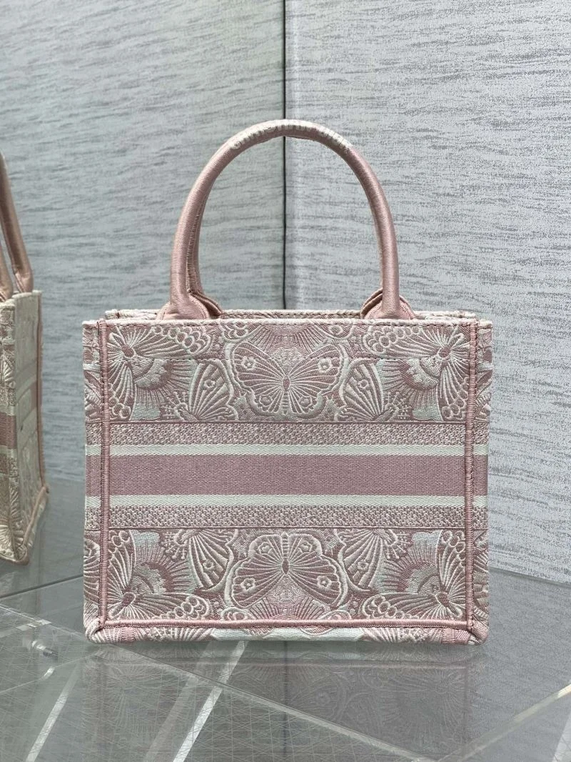 Cozy Christian Dior Shopping Bags 46818