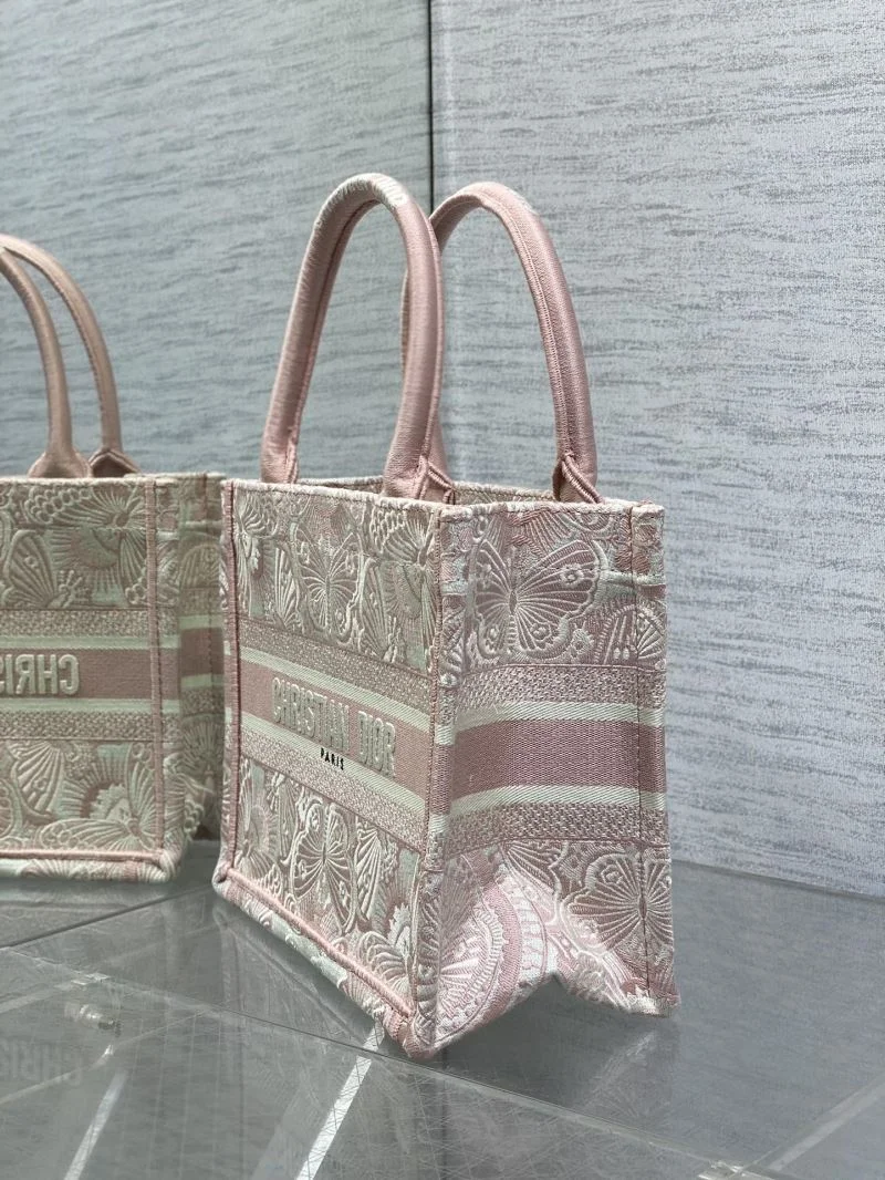 Cozy Christian Dior Shopping Bags 46818
