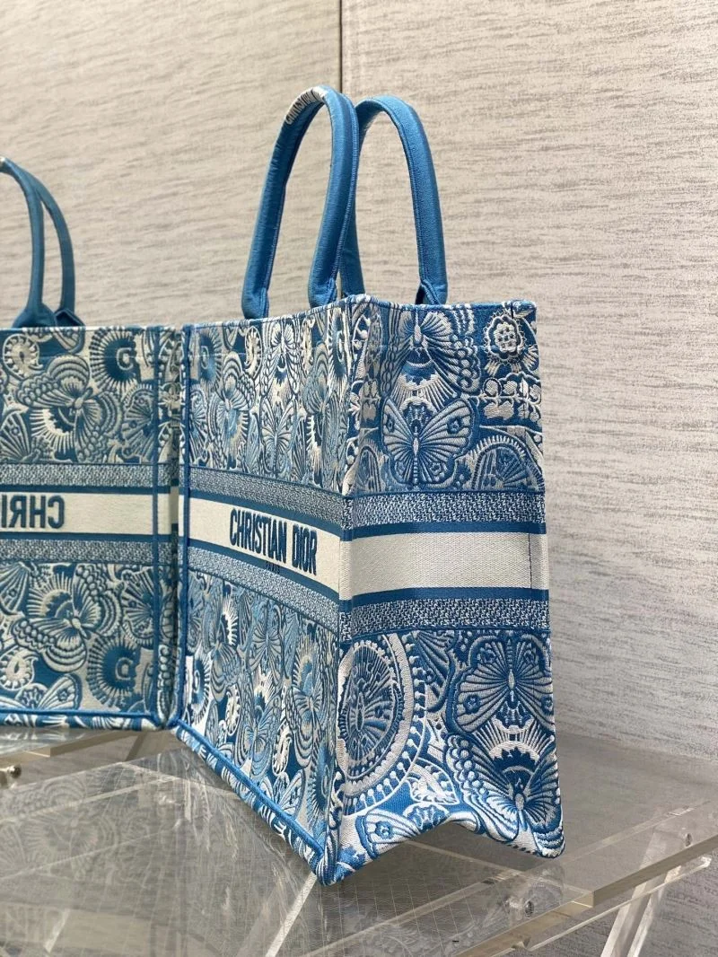 Sophisticated Christian Dior Shopping Bags 46856