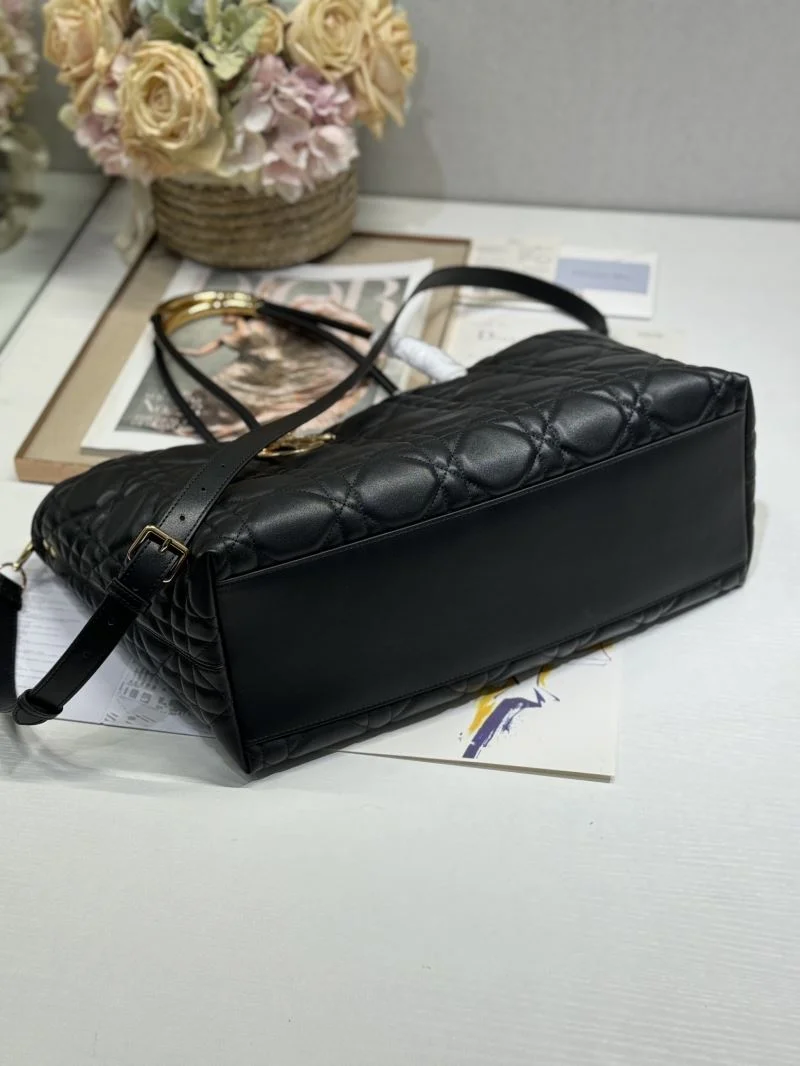 Christian Dior Shopping Bags Seasonal 46819