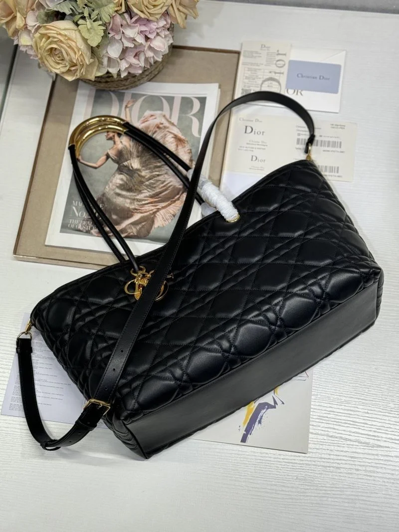 Christian Dior Shopping Bags Seasonal 46819