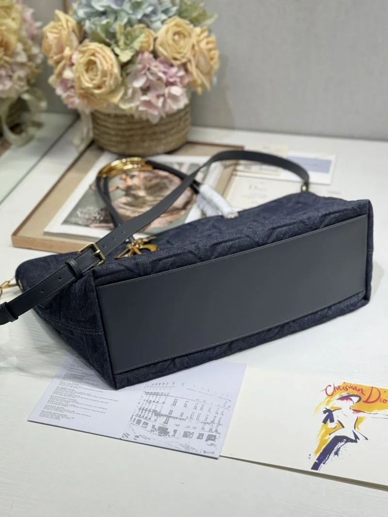 Christian Dior Shopping Bags Contemporary 46817