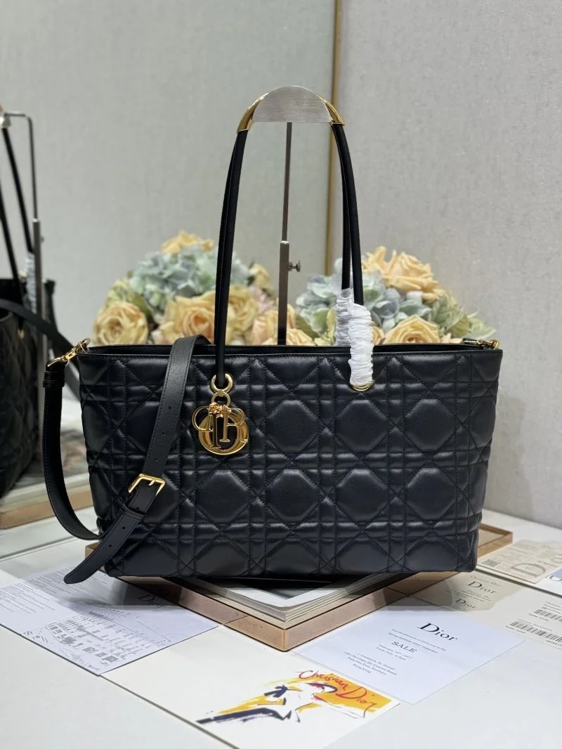 Christian Dior Shopping Bags UrbanStyle 46840