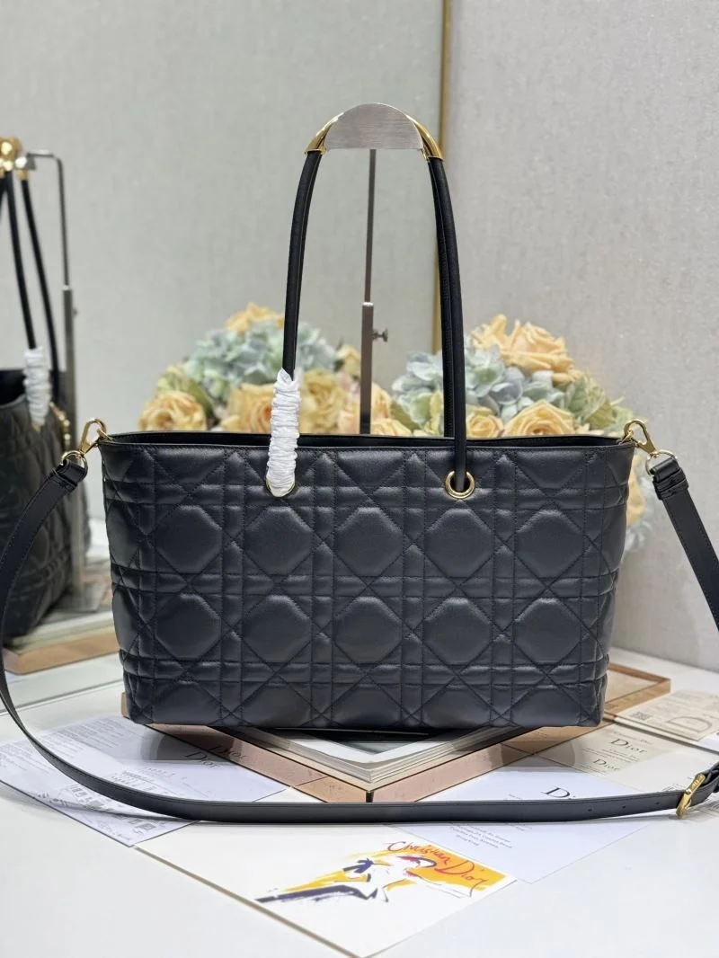 Christian Dior Shopping Bags UrbanStyle 46840