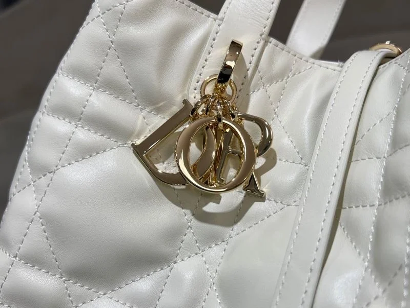 Christian Dior Shopping Bags Casual 46802